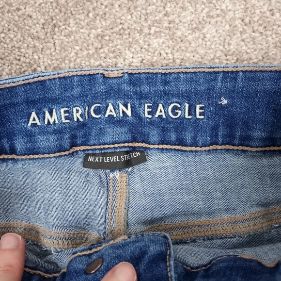 **SOLD**AE Super Hi-Rise Flare Jeans! - Picture 3 of 6